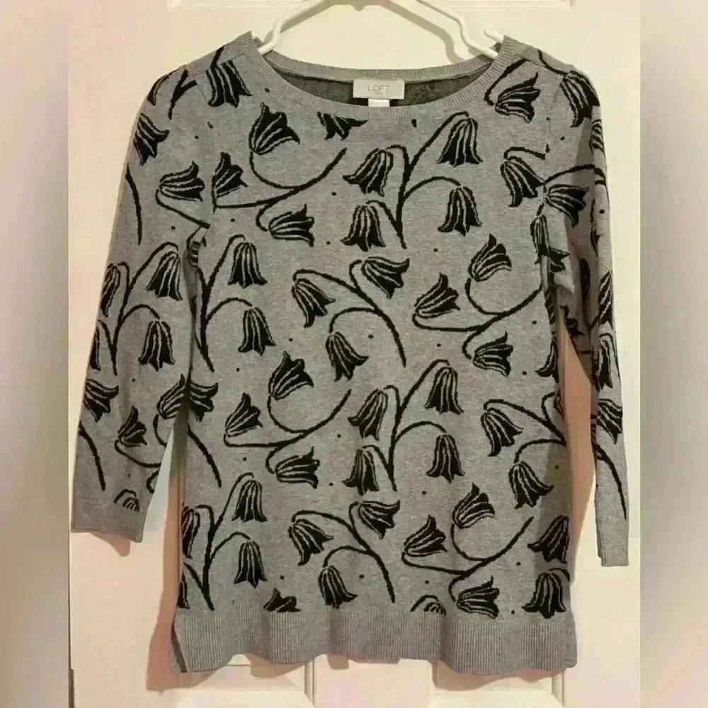 Loft Outlet Gray Black Floral 3/4 Sleeve Sweater